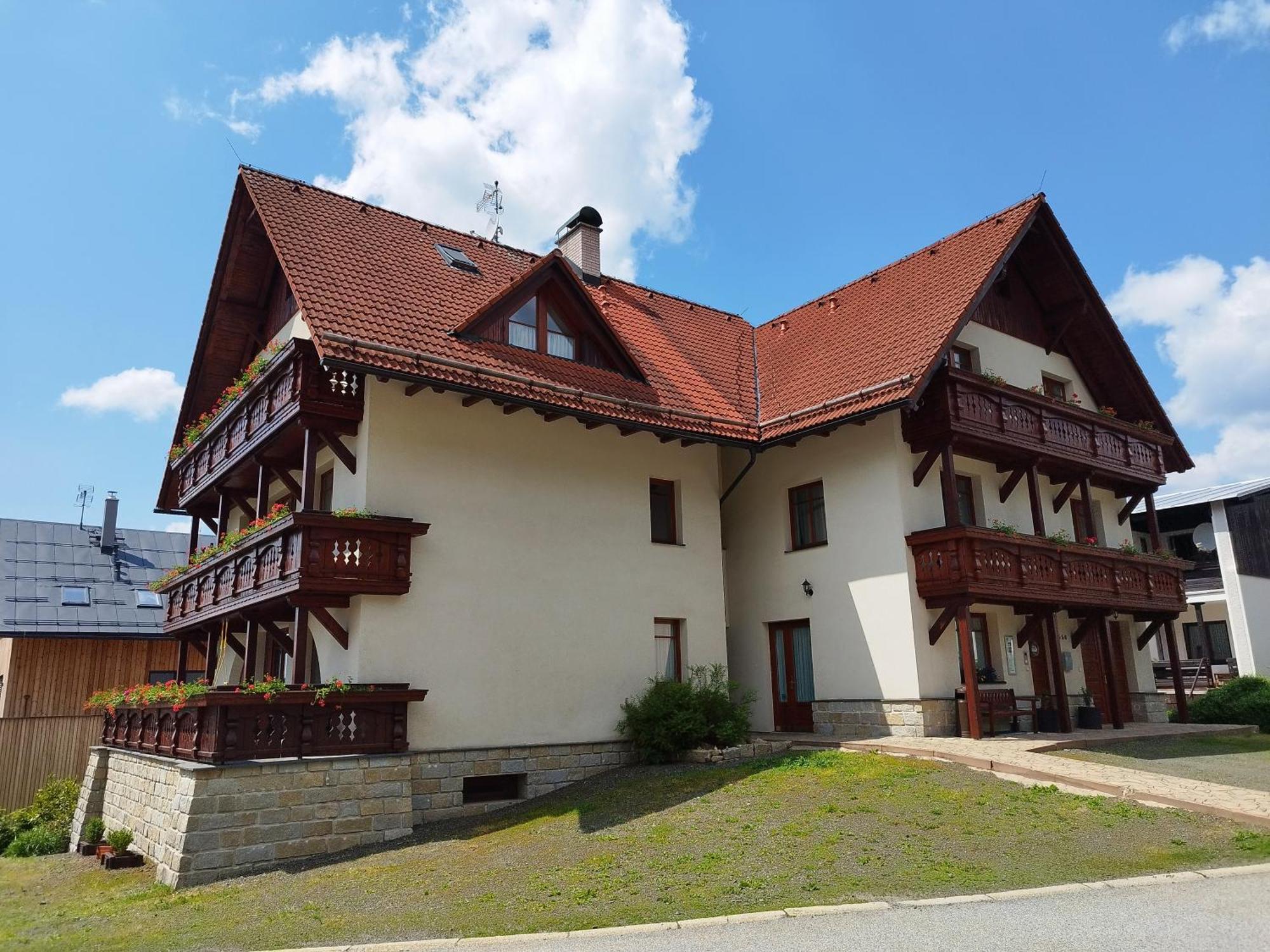 Harrachovska Hacienda Hotel Exterior photo